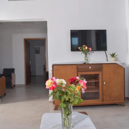 Romantic Corner Maisonette