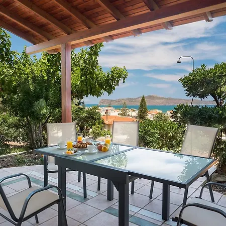 Romantic Corner Maisonette Apartment *