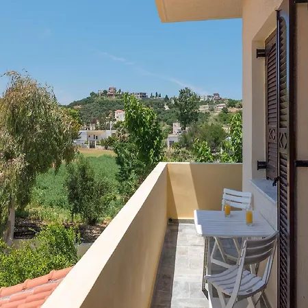 Apartment Romantic Corner Maisonette Stalos